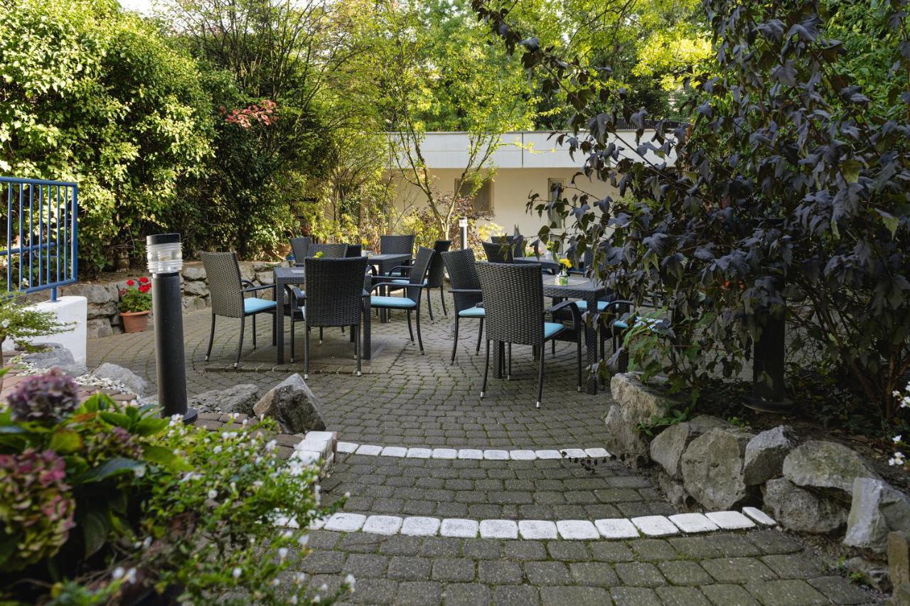 Garden Bilk Hafen Hotel Дюселдорф Екстериор снимка
