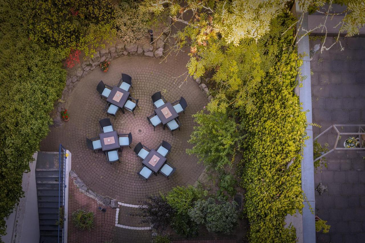 Garden Bilk Hafen Hotel Дюселдорф Екстериор снимка