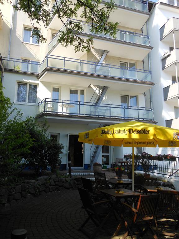 Garden Bilk Hafen Hotel Дюселдорф Екстериор снимка